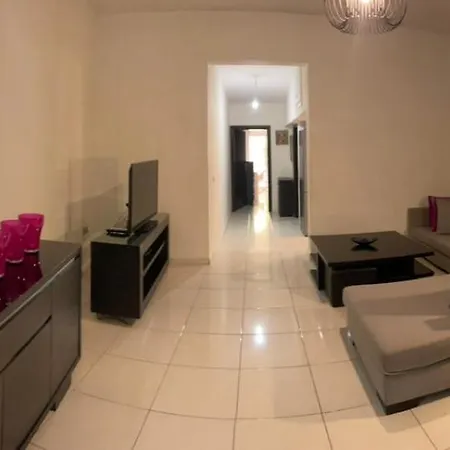 Gogo's Cosy House 레팀노