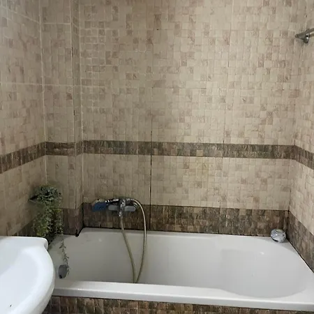 בית נופש Gogo's Cosy House העיירה רתימנו