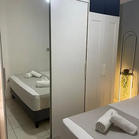 Gogo's Cosy House העיירה רתימנו